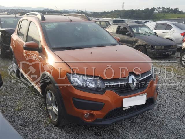 LOTE 010 - RENAULT SANDERO STEPWAY 1.6 2015