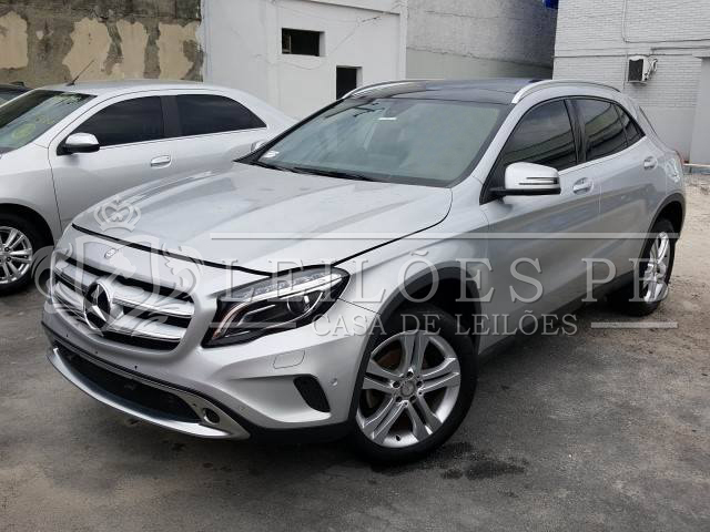 LOTE 026 - Mercedes-Benz GLA 200 Advance 2018