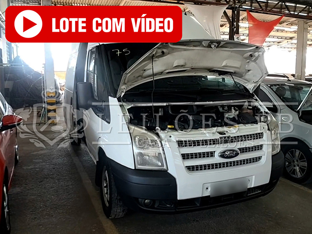 LOTE 009 - Ford Transit 350L TA Furgão 2013