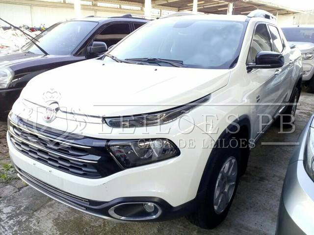 LOTE 024 - FIAT TORO VOLCANO 2.0 DIESEL AT9 4X4 2018