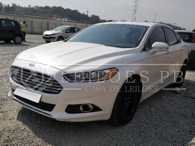 LOTE 030 - FORD FUSION 2.0 16V AWD GTDi Titanium 2016