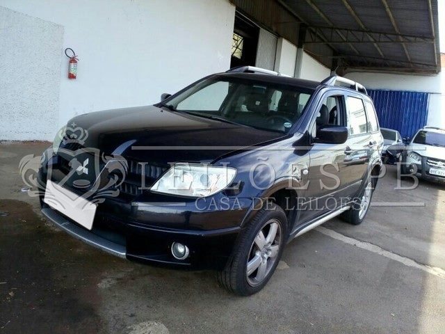 LOTE 030 - Mitsubishi Airtrek 4x4 2.4 16V 2008