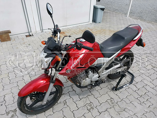 Lote 003 - YAMAHA FAZER YS 250 2011