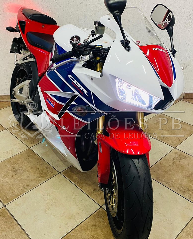 Lote 003 - Honda CBR 600RR 2014