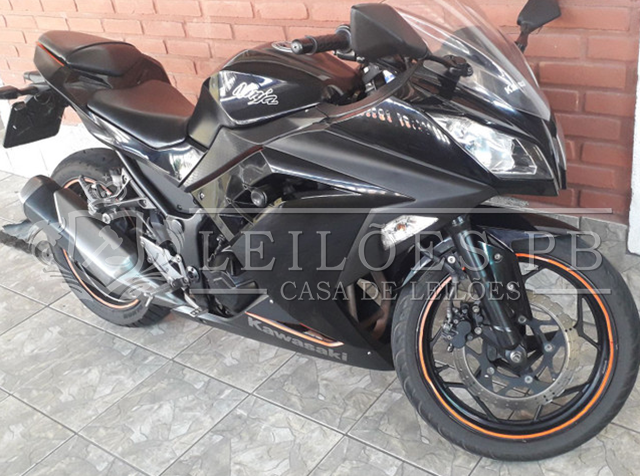 Lote 007 - Kawasaki Ninja 300 2013