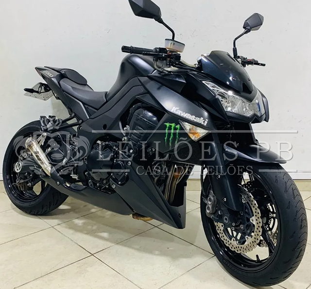 Lote 008 - Kawasaki Z-1000 2013