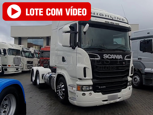 LOTE 010 - Scania R-480 A 6X4 Highline 2p 2013