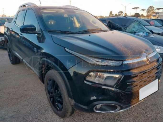 LOTE 040 - FIAT TORO VOLCANO AT9 2.0 DIESEL 1819