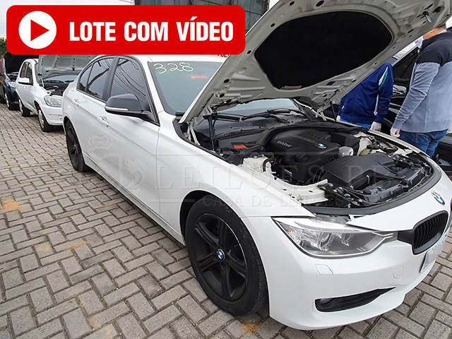 LOTE 020 - BMW 320i Active Flex 2014