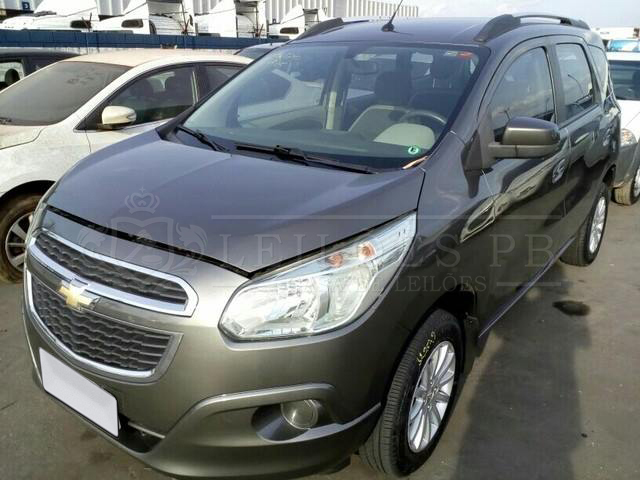 LOTE 006 - Chevrolet Spin LT 5S 1.8 2014