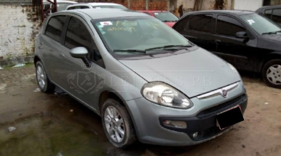 LOTE 002 - FIAT PUNTO ATTRACTIVE 1.4 FLEX 1213