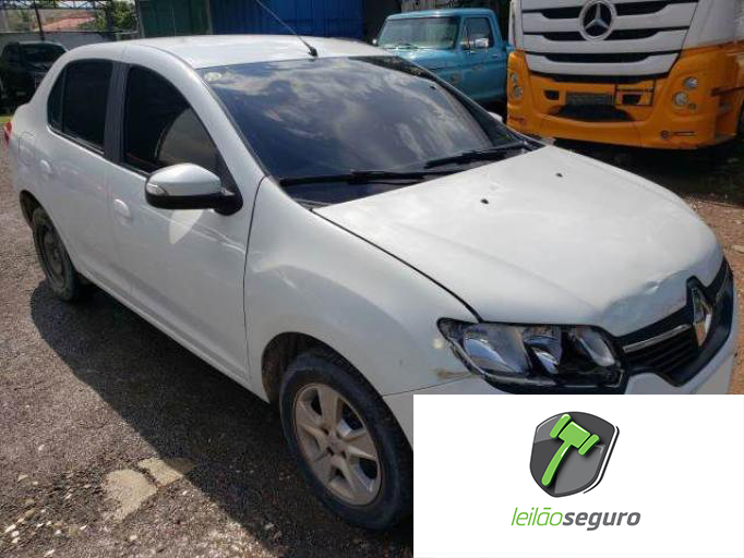 LOTE 009 RENAULT LOGAN 2020