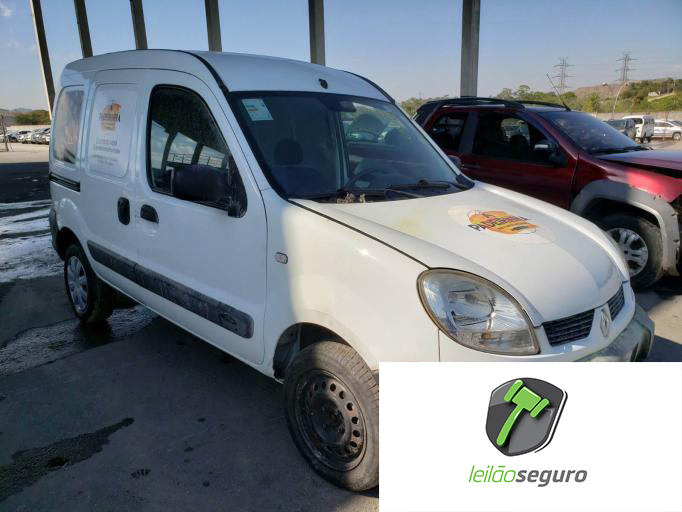 LOTE 018  RENAULT KANGOO 2013