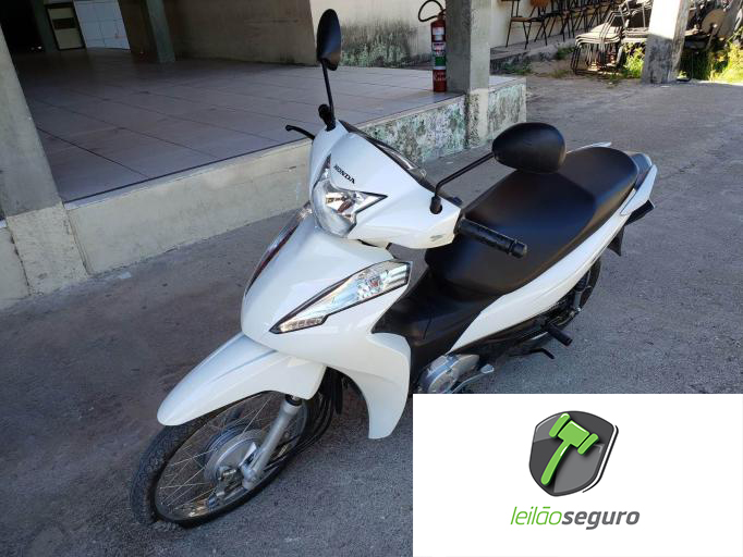 LOTE 007 HONDA BIZ 2020.