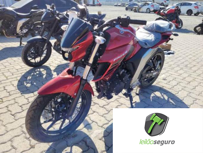 LOTE 010  YAMAHA FZ25 FAZER 2022